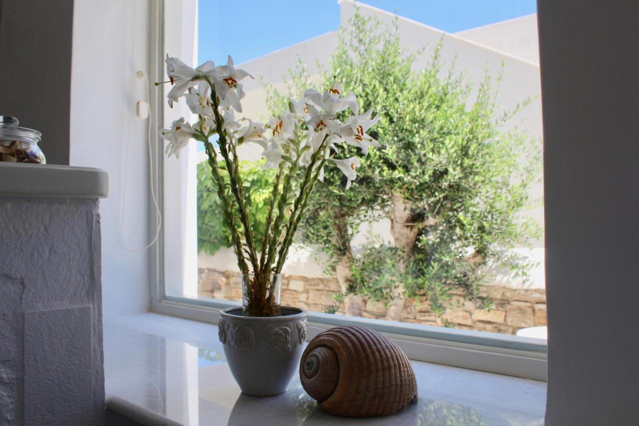 Aegeo Inn Antiparos Exterior photo