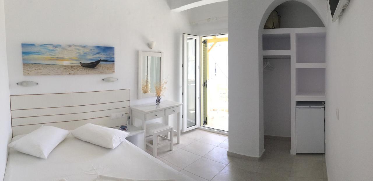 Aegeo Inn Antiparos Exterior photo